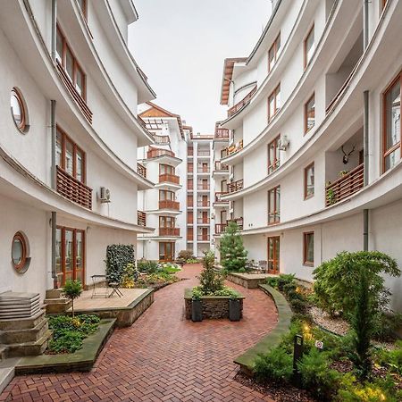 Modern Apartment With Garage Budapest Esterno foto