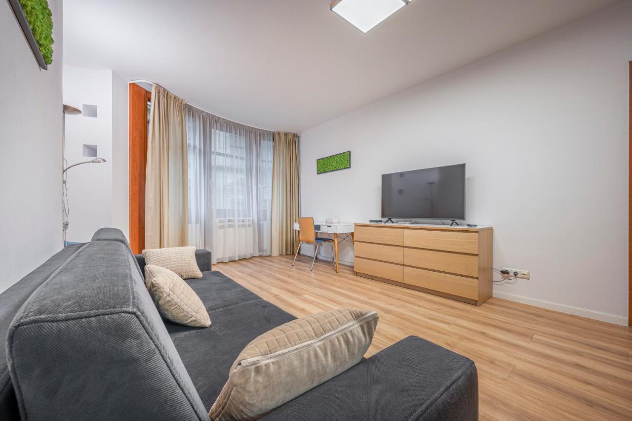 Modern Apartment With Garage Budapest Esterno foto