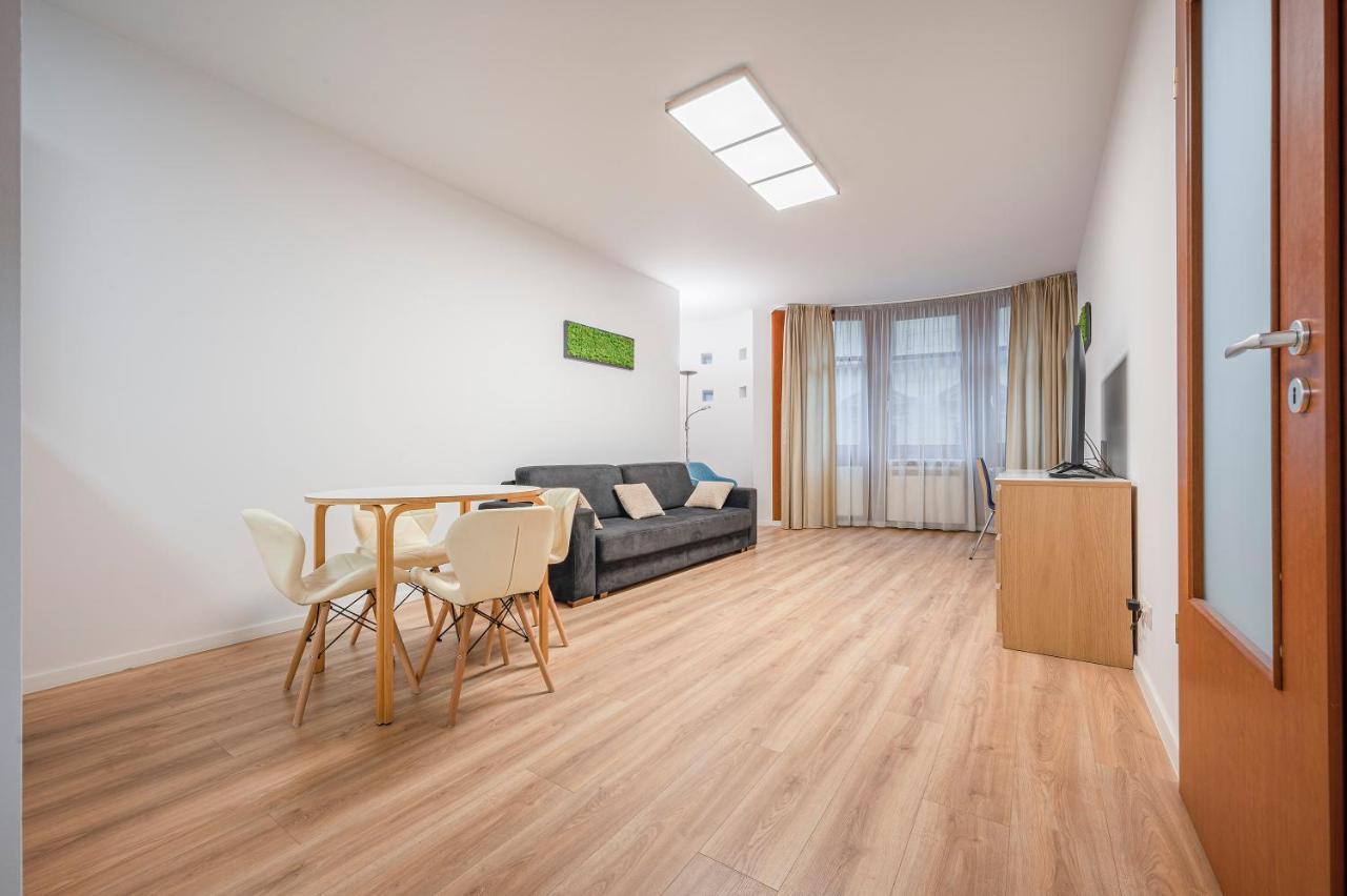 Modern Apartment With Garage Budapest Esterno foto